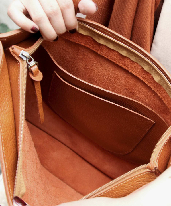 کیف دوشی زنانه چرم طبیعی بیسراک Bisrak Leather مدل نغمه