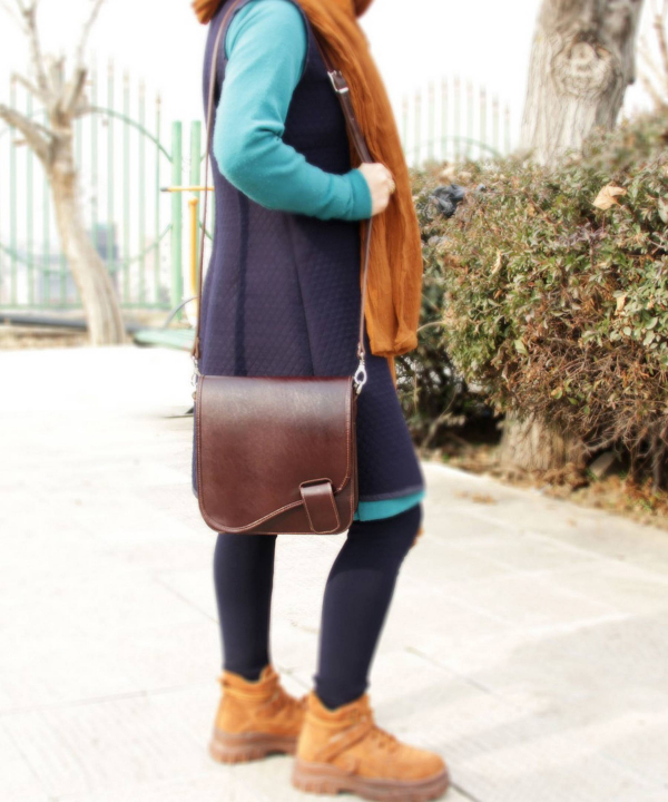 کیف دوشی زنانه چرم طبیعی بیسراک Bisrak Leather مدل محیا