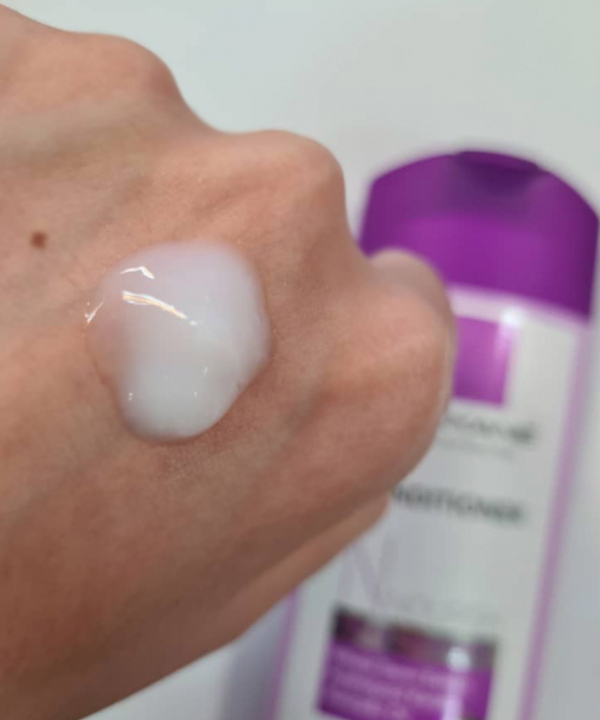 نرم کننده موی سر سیلوکسان Siloxane مدل Nourish حجم 250 میلی لیتر