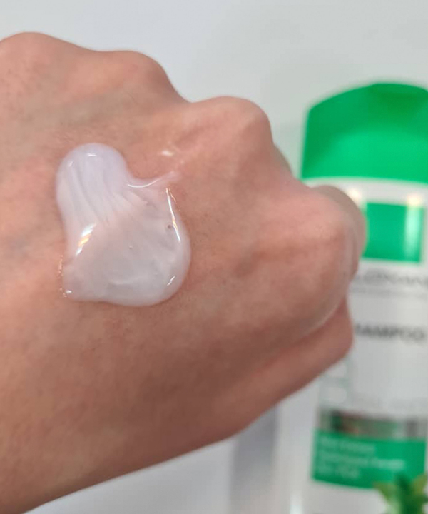شامپو موهای چرب سیلوکسان Siloxane مدل Balance حجم 250 میلی لیتر