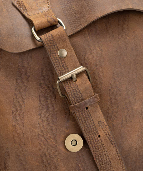 کوله پشتی چرم طبیعی چرم لانکا Lanka Leather کد BP-6