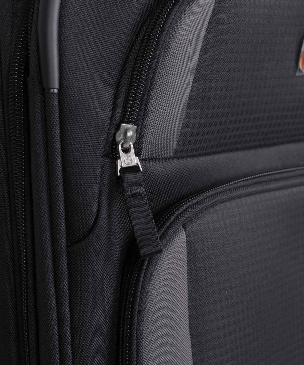 چمدان مسافرتی برزنتی اسپرت من Sportman کد SA7353 سایز کوچک