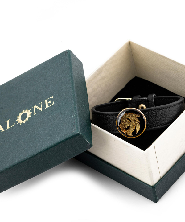 دستبند مردانه الون Alone مدل ماه مرداد