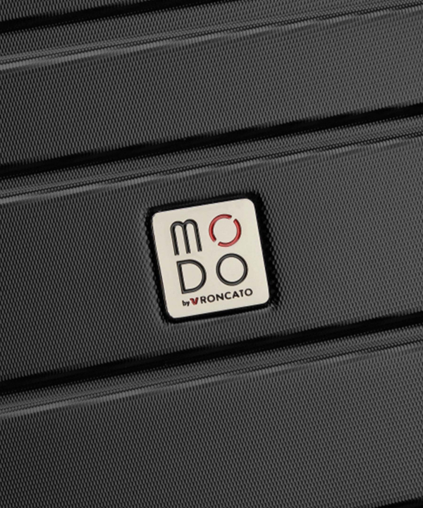 چمدان مسافرتی رونکاتو Roncato مدل Flux سایز متوسط