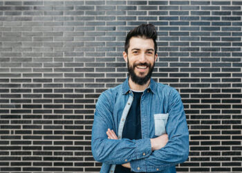 چگونه در عکس ها زیباتر باشیم