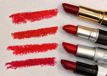 رژ لب قرمز ؛ چه بایدها و نبایدهایی دارد که باید به آن‌ها توجه کنیم ؟