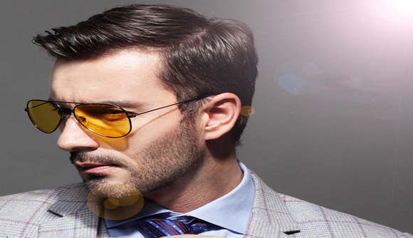 استایل های جذاب مردانه با عینک آفتابی زرد!
