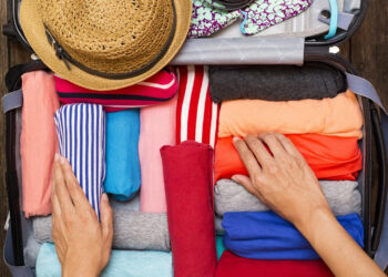 بهترین لباس مسافرتی برای خانم ها و آقایان