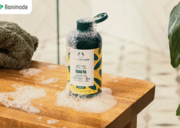 معرفی 7 شامپو از بهترین شامپوهای مناسب موهای خشک و وز