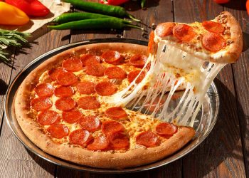 پیتزا، محبوب‌ترین غذای جهان!