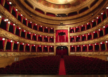 نمایش اپرا چیست و از کجای تاریخ سر برآورده؟