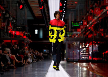 اولین کالکشن فراری، ارمغان فرمول یک برای دنیای مد!