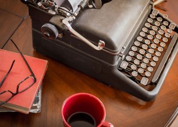 نویسندگان ایرانی