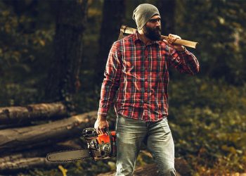 همه‌چیز درباره پیراهن چهارخانه قرمز مردانه و راهنمای ست کردن آن