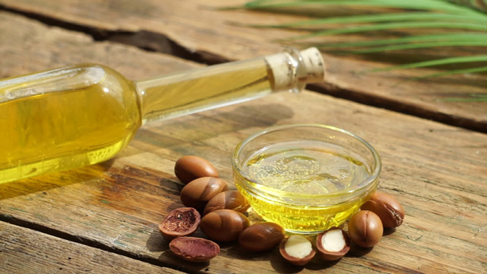 فواید روغن آرگان برای پوست و مو