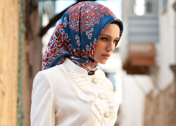 خانم های ریز نقش بهتر است چه چیزی بپوشند