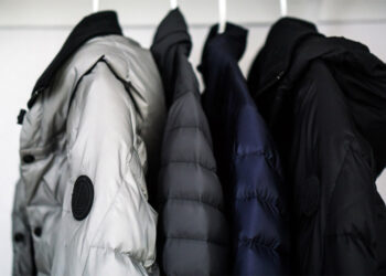 نحوه شستشوی انواع کاپشن و پالتو