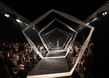 فشن شو چیست؟