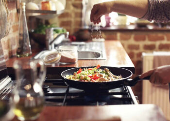 لیست غذاهای سریع برای خانم های شاغل