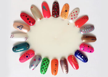 11 طرح ناخن و رنگ لاک تابستانی ۱۴۰۱ - 2022