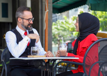 خواستگاری چی بپوشم