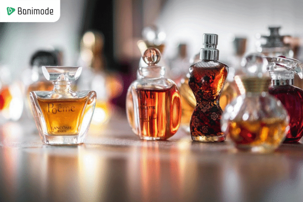 تصویری از 3 بطری عطر