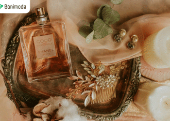 معرفی ۱۰ عطر از خوش بوترین عطرهای زنانه مناسب بهار و تابستان
