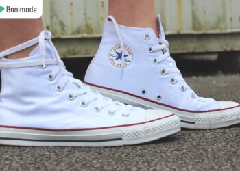 نکات و روش‌های ست کردن کفش کانورس در انواع استایل‌ها