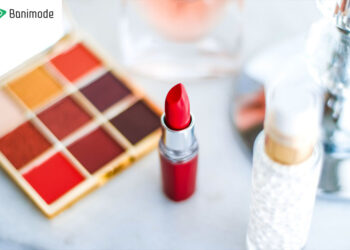 رژ لب از چه موادی ساخته می‌شود؟ آشنایی 7 با مواد اولیه به کار رفته در رژ لب