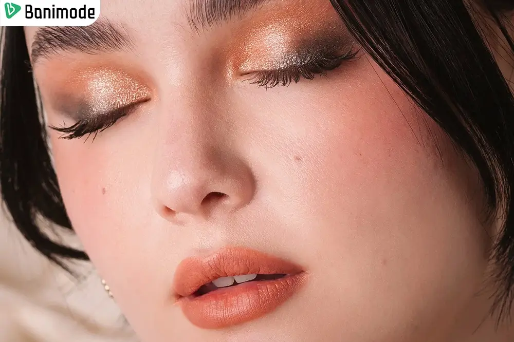 میکاپ رنگ هلویی