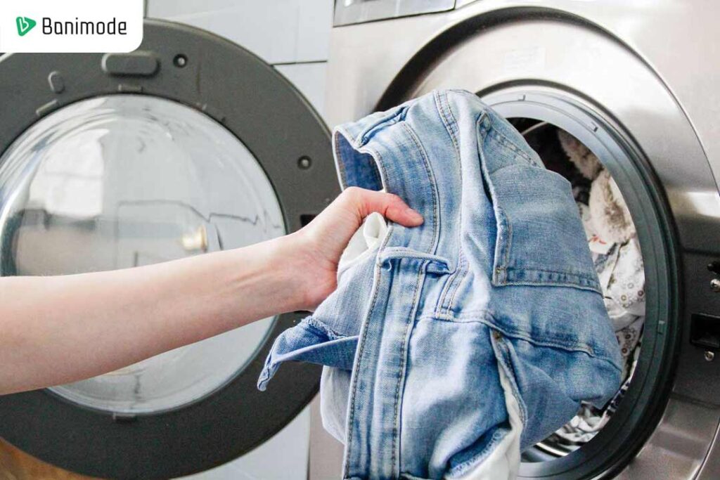 انداختن شلوار جین در ماشین لباسشویی
